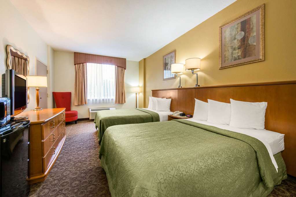 Quality Inn & Suites Near The Theme Parks Orlando Pokój zdjęcie